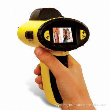 Child Handsfree Digital Video Camera with Image Sensor of 130K Pixels